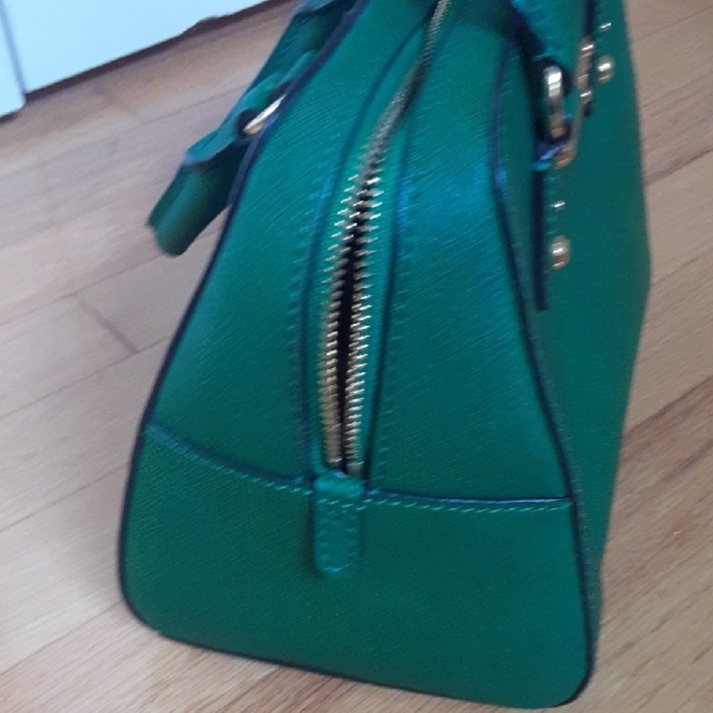 Michael Kors Green Saffiano Dome Satchel with Gold Hardware - Picture 12 of 12